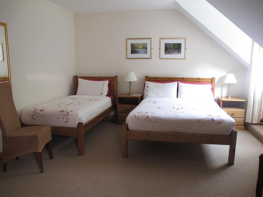 Riversdale House Accommodation Laragh Værelse billede